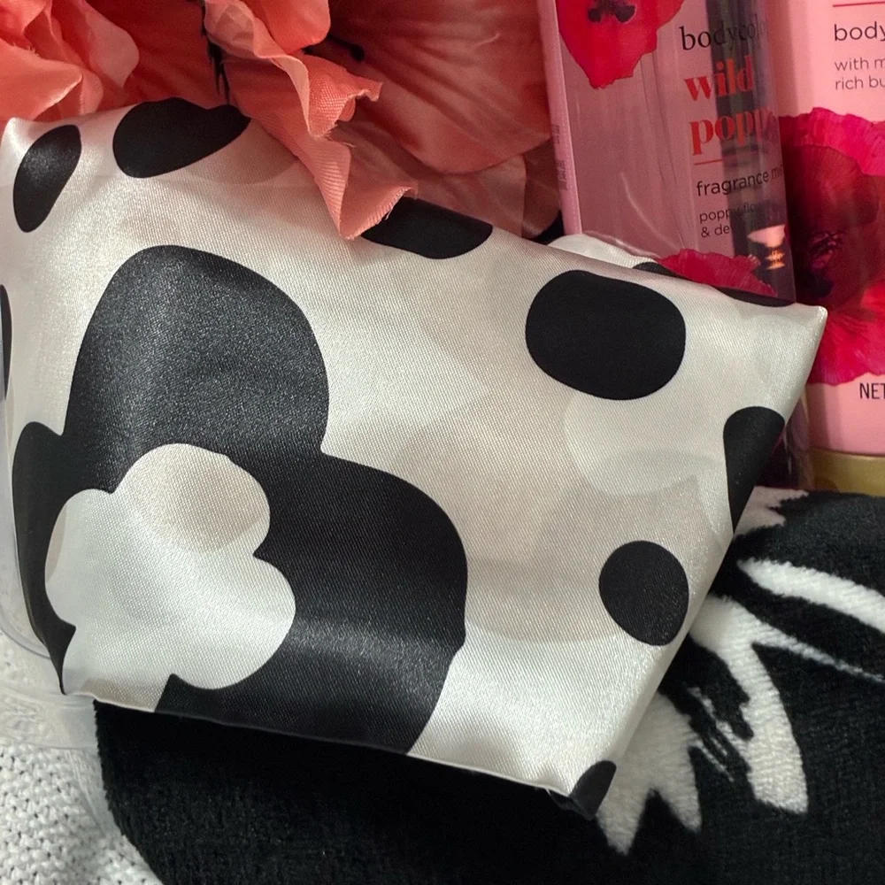Mother’s Day Black & white basket bundle kit #7 - Picture 4 of 8